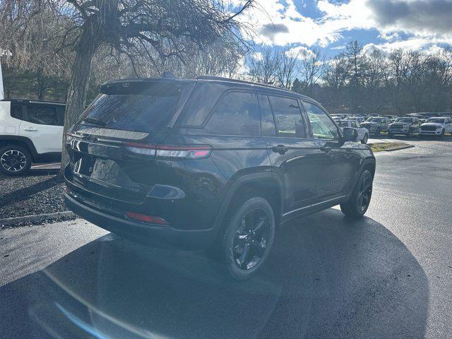 new 2025 Jeep Grand Cherokee car, priced at $55,460