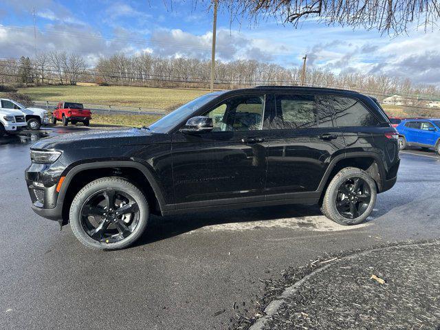 new 2025 Jeep Grand Cherokee car, priced at $55,460