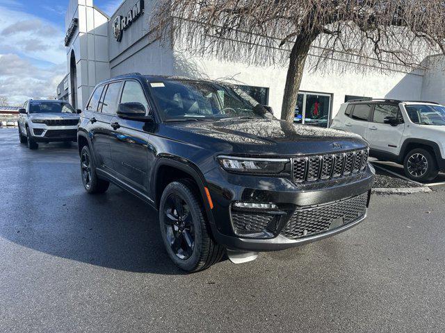 new 2025 Jeep Grand Cherokee car, priced at $55,460