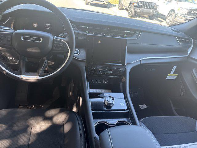 new 2025 Jeep Grand Cherokee L car, priced at $45,875