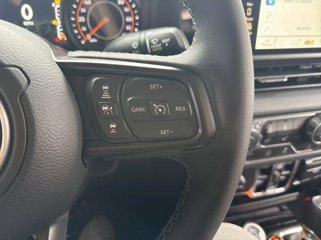 new 2025 Jeep Gladiator car, priced at $51,895