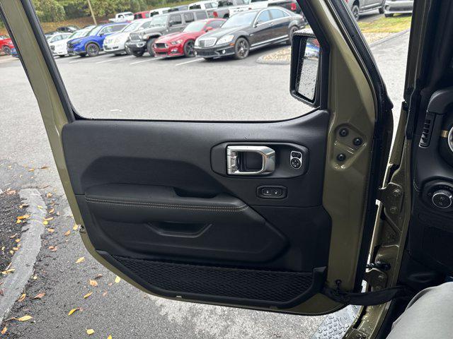 new 2025 Jeep Gladiator car, priced at $51,895