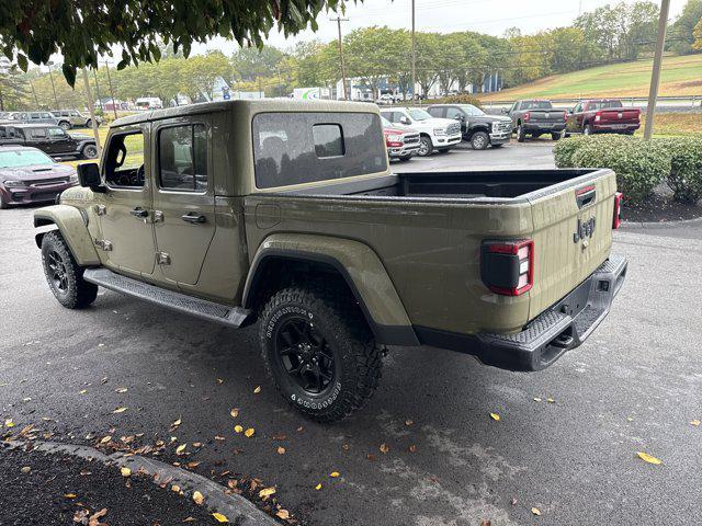 new 2025 Jeep Gladiator car, priced at $51,895
