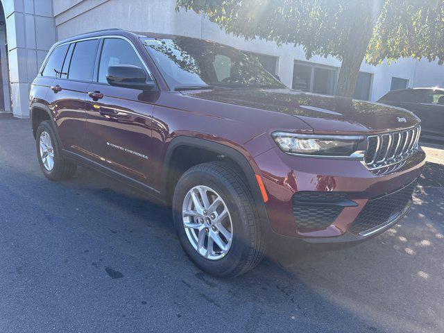 new 2025 Jeep Grand Cherokee car, priced at $40,670