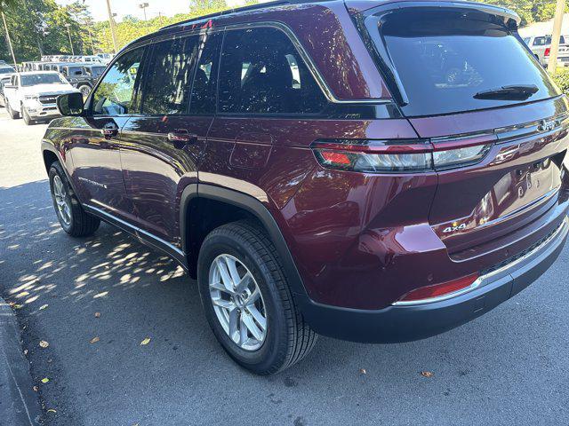 new 2025 Jeep Grand Cherokee car, priced at $40,670