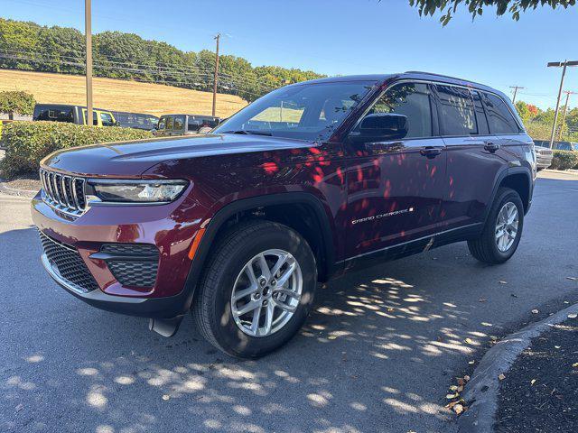 new 2025 Jeep Grand Cherokee car, priced at $40,670