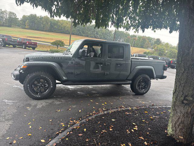 new 2025 Jeep Gladiator car, priced at $47,895