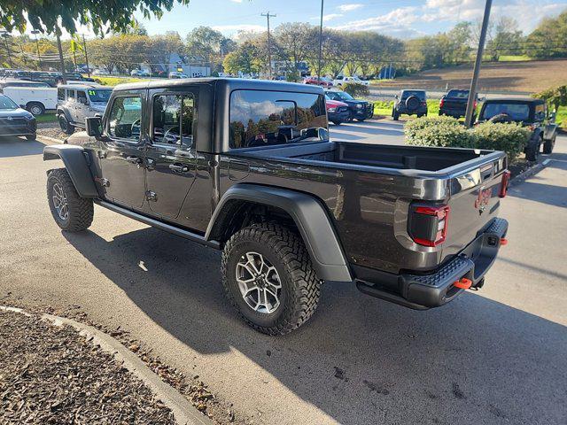 new 2024 Jeep Gladiator car, priced at $58,620