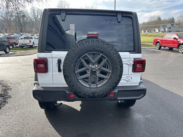 new 2025 Jeep Wrangler car, priced at $44,745