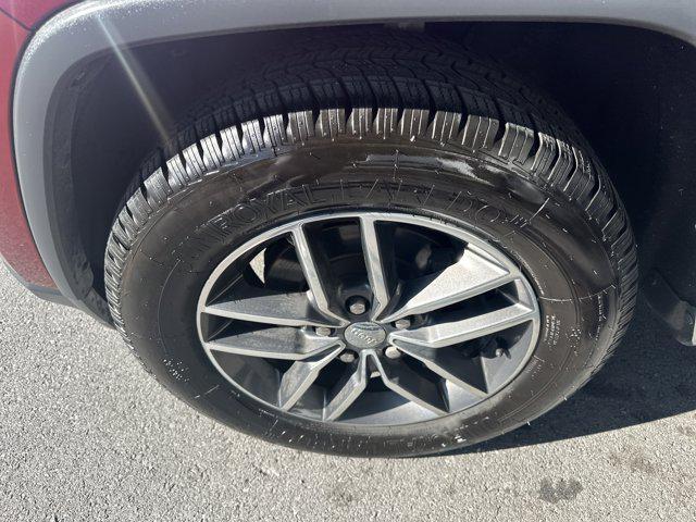 used 2017 Jeep Grand Cherokee car, priced at $16,750