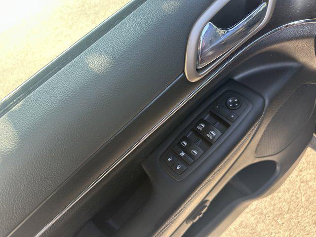 used 2017 Jeep Grand Cherokee car, priced at $16,750