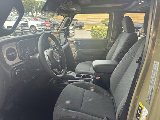 new 2025 Jeep Wrangler car, priced at $53,370