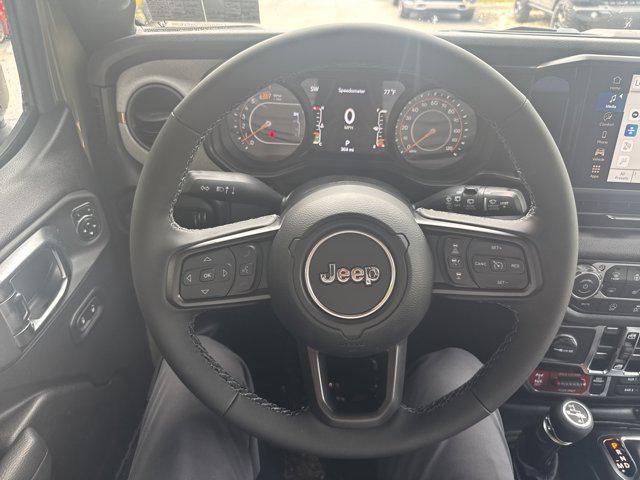 new 2025 Jeep Wrangler car, priced at $53,370