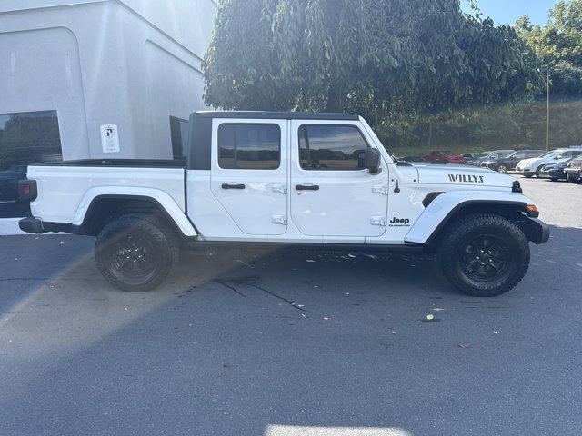 used 2022 Jeep Gladiator car, priced at $33,500