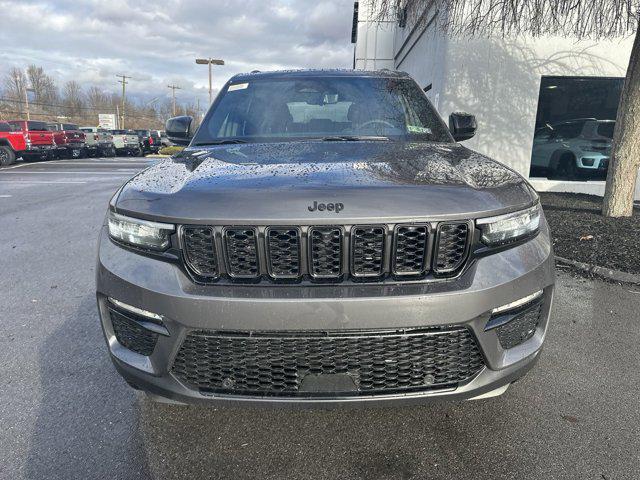 new 2025 Jeep Grand Cherokee car, priced at $52,235