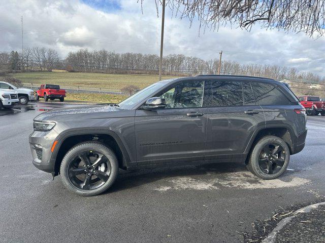 new 2025 Jeep Grand Cherokee car, priced at $52,235