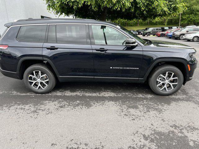 new 2024 Jeep Grand Cherokee L car, priced at $45,910