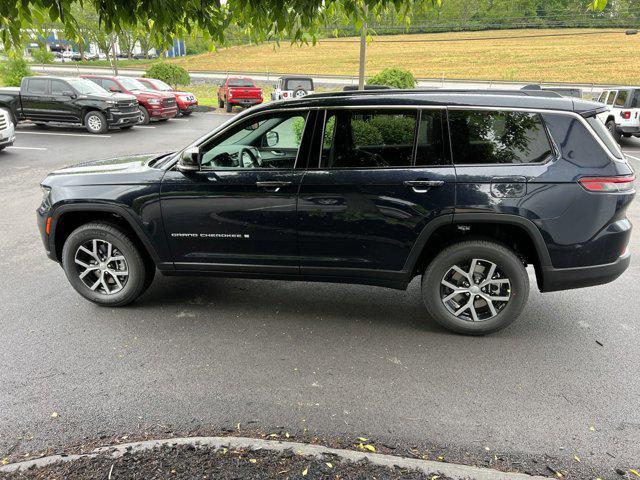 new 2024 Jeep Grand Cherokee L car, priced at $45,910