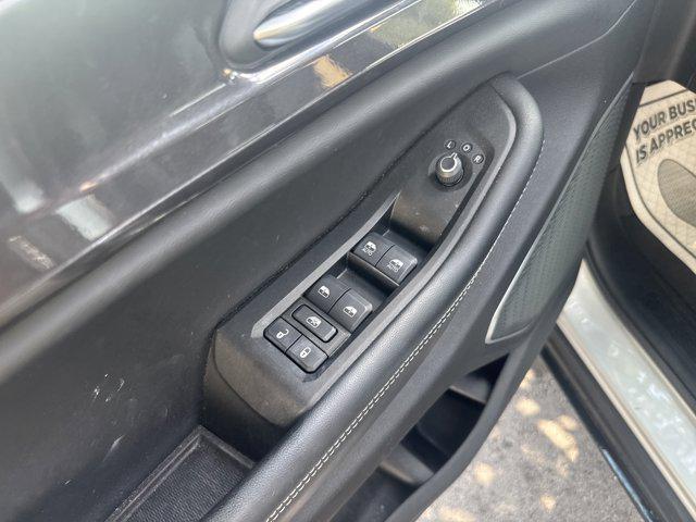 used 2021 Jeep Grand Cherokee L car, priced at $30,000