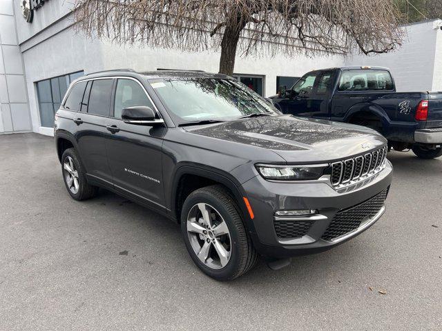 new 2025 Jeep Grand Cherokee car, priced at $48,430