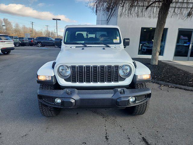 new 2025 Jeep Gladiator car, priced at $41,140