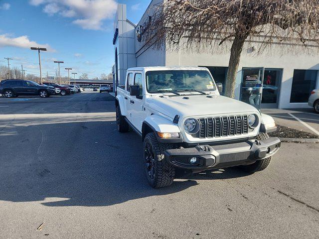 new 2025 Jeep Gladiator car, priced at $41,140