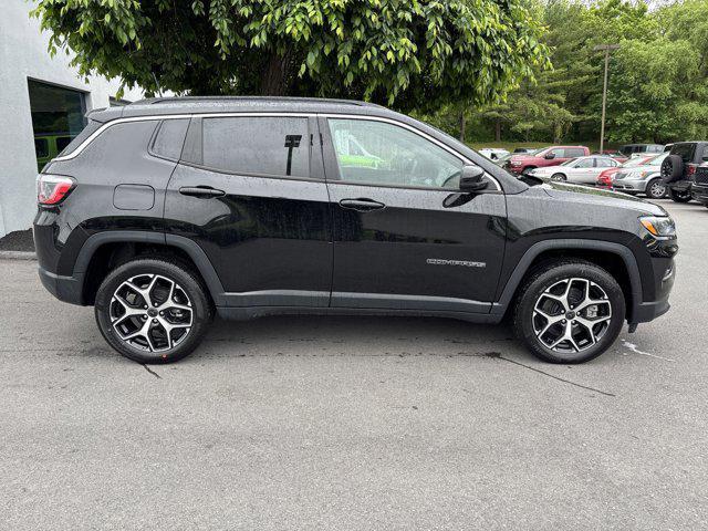 new 2025 Jeep Compass car, priced at $30,935