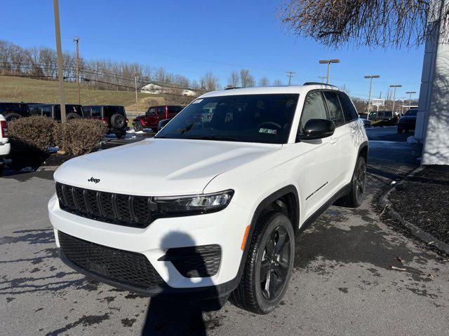 new 2025 Jeep Grand Cherokee car, priced at $43,080