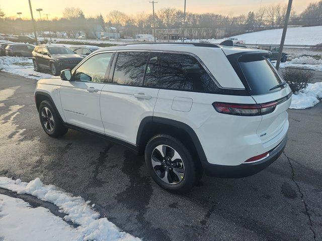 new 2022 Jeep Grand Cherokee 4xe car, priced at $58,488