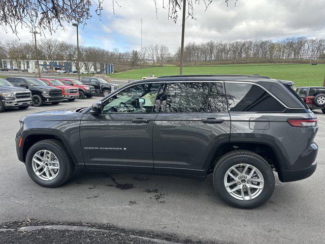 new 2025 Jeep Grand Cherokee car, priced at $42,165
