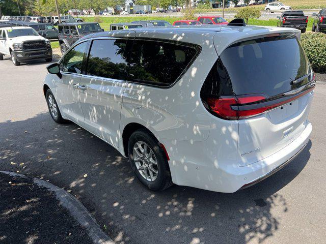 new 2024 Chrysler Pacifica car, priced at $38,195