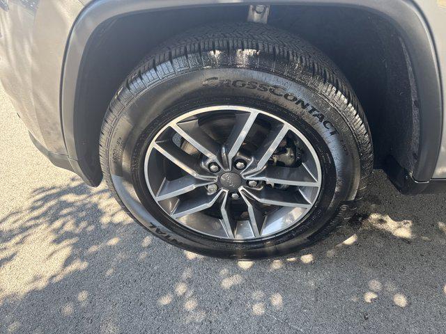 used 2019 Jeep Grand Cherokee car, priced at $18,500