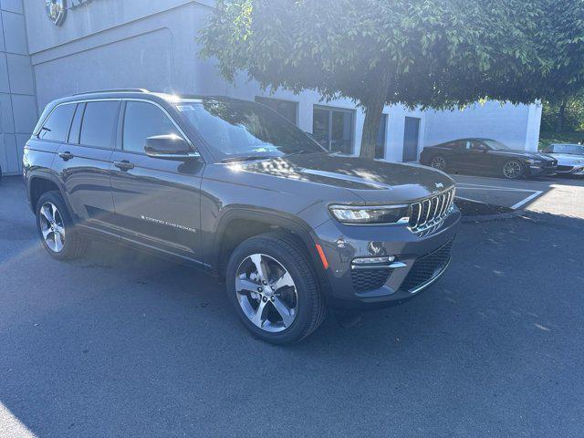 new 2024 Jeep Grand Cherokee car, priced at $46,935