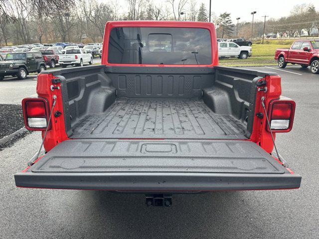 new 2025 Jeep Gladiator car, priced at $41,735