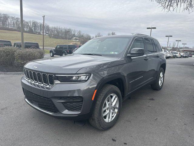 new 2025 Jeep Grand Cherokee car, priced at $40,465