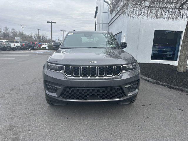 new 2025 Jeep Grand Cherokee car, priced at $40,465