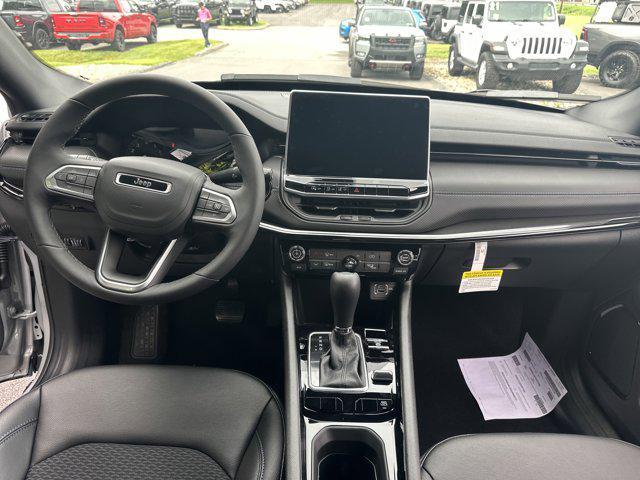 new 2025 Jeep Compass car, priced at $30,755