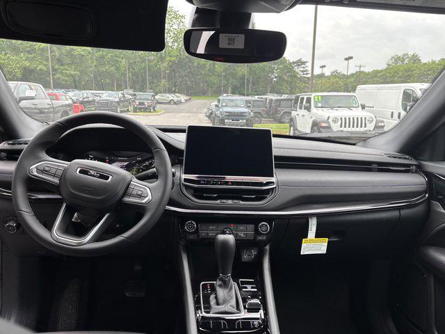 new 2025 Jeep Compass car, priced at $30,755