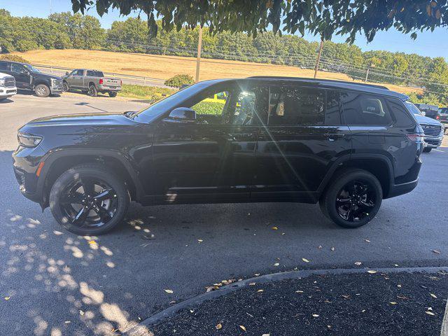new 2025 Jeep Grand Cherokee L car, priced at $45,875