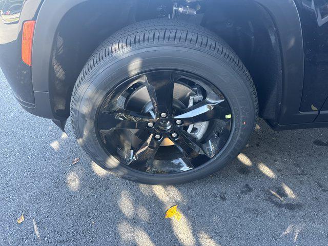 new 2025 Jeep Grand Cherokee L car, priced at $45,875