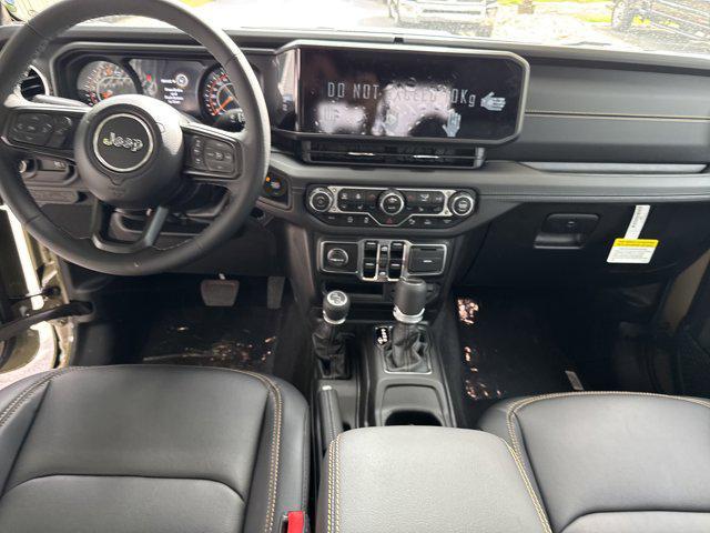 new 2025 Jeep Gladiator car, priced at $48,130