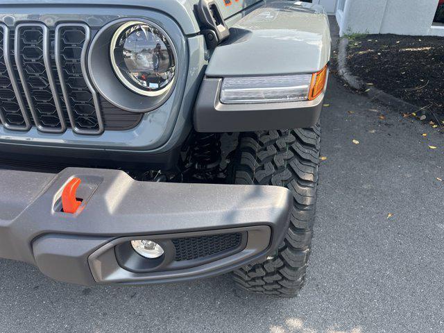 new 2025 Jeep Gladiator car, priced at $56,905