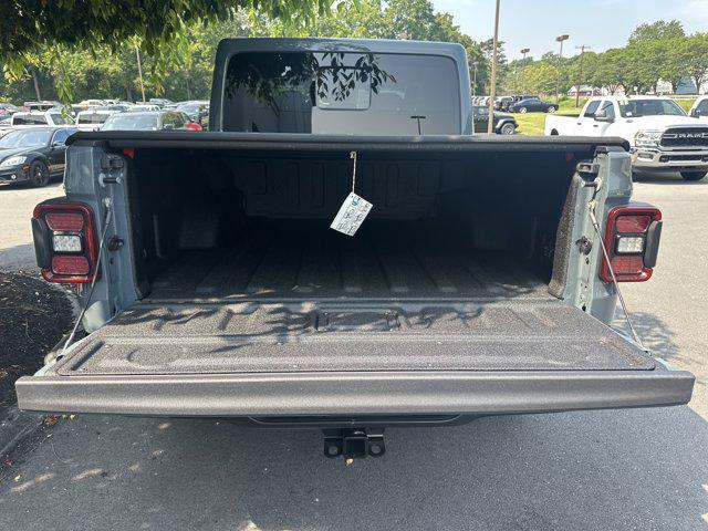 new 2025 Jeep Gladiator car, priced at $56,905