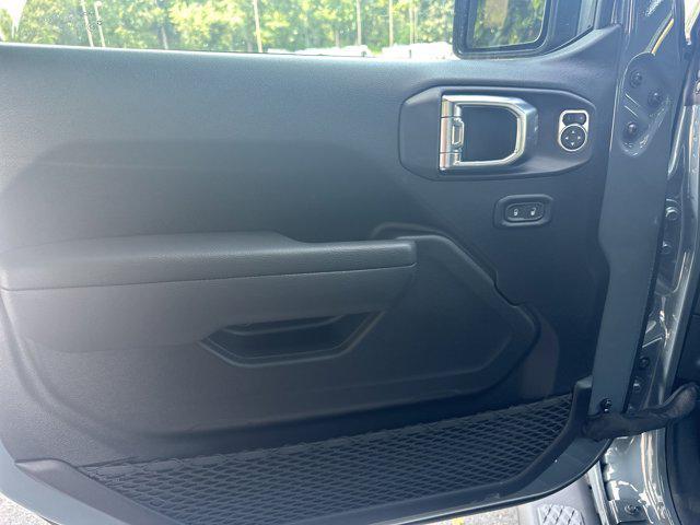 new 2025 Jeep Gladiator car, priced at $56,905