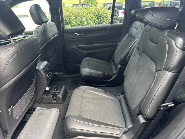new 2025 Jeep Grand Cherokee L car, priced at $47,370