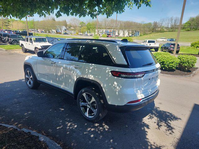 new 2024 Jeep Grand Cherokee car, priced at $46,340