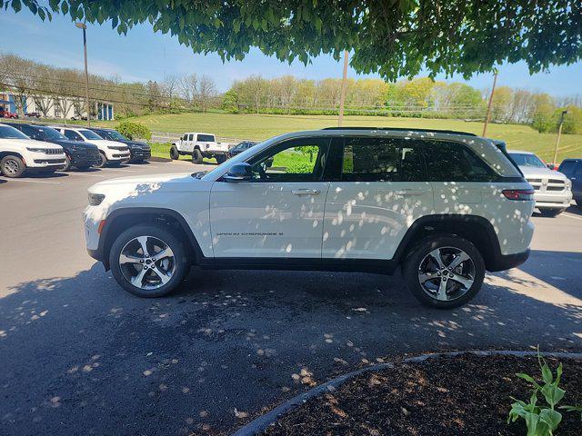 new 2024 Jeep Grand Cherokee car, priced at $46,340