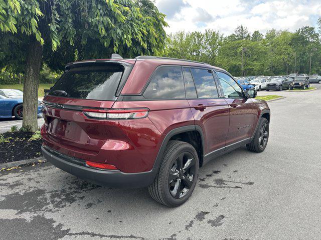 new 2025 Jeep Grand Cherokee car, priced at $48,175