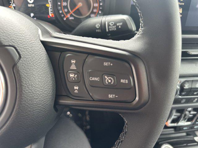 new 2025 Jeep Gladiator car, priced at $47,630