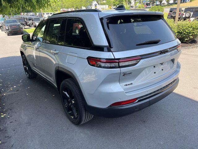 used 2022 Jeep Grand Cherokee car, priced at $37,788